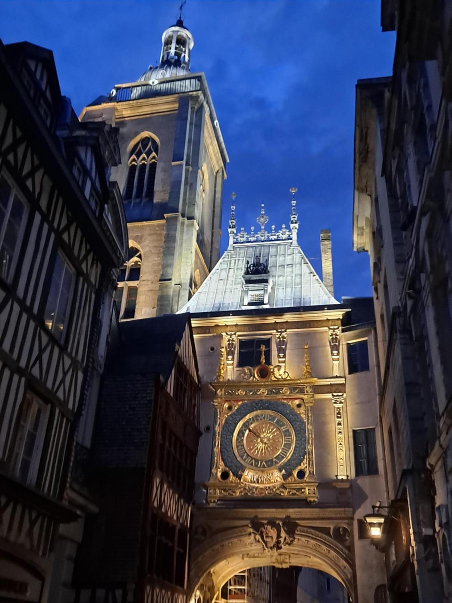 Sous Les Etoiles - Dans Le Plus Haut Gratte-Ciel Avec Garage Prive Rouen Eksteriør bilde